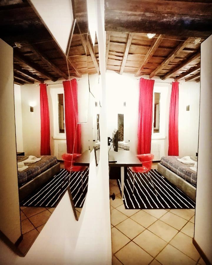 Chroma Italy - Chroma Apt Campo De' Fiori Экстерьер фото